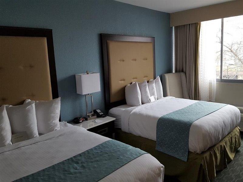 Готель Wyndham Garden Kenosha Harborside Екстер'єр фото