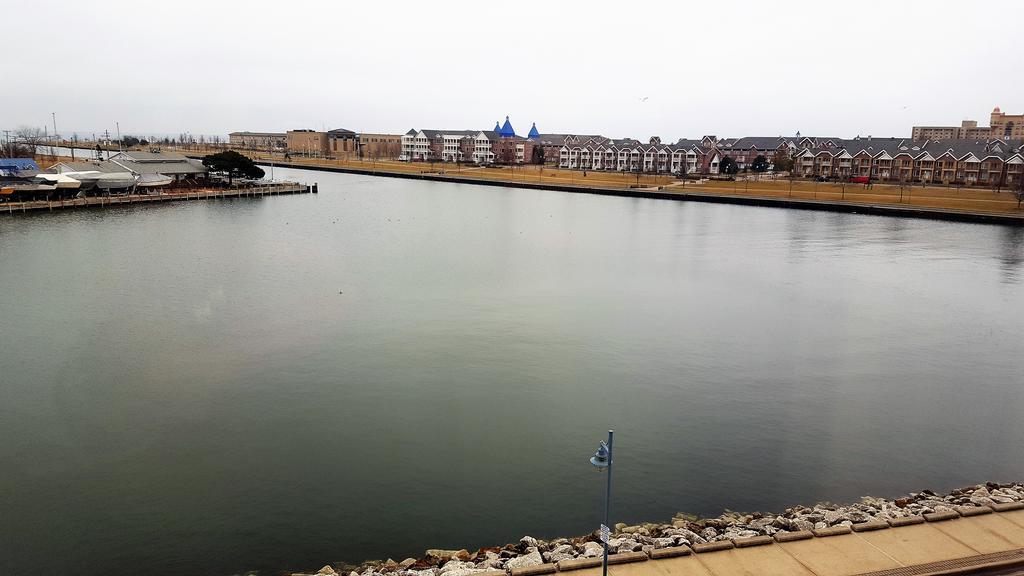 Готель Wyndham Garden Kenosha Harborside Екстер'єр фото